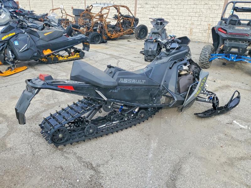 2024 Polaris Matryx Switchback Assault PKG