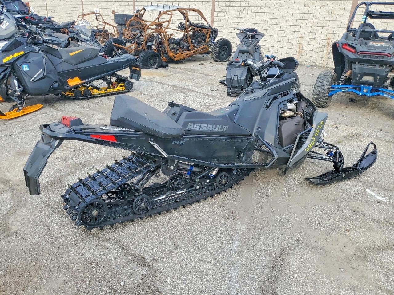 2024 Polaris Matryx Switchback Assault PKG