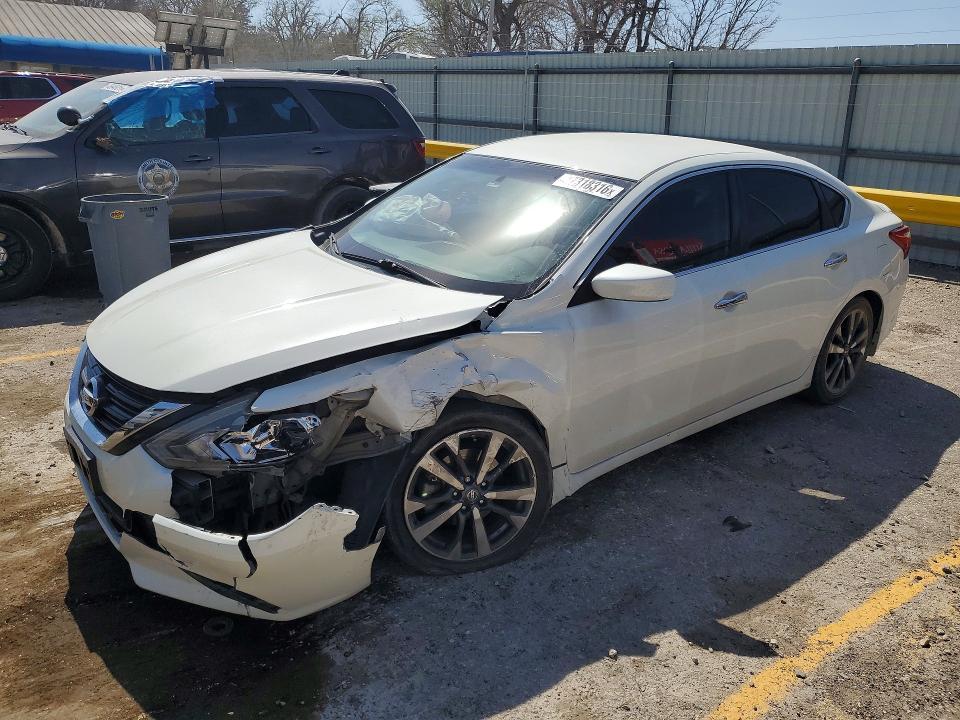 2016 Nissan Altima 2.5 sr