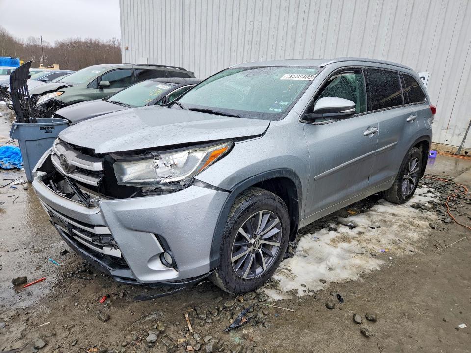2017 Toyota Highlander xle