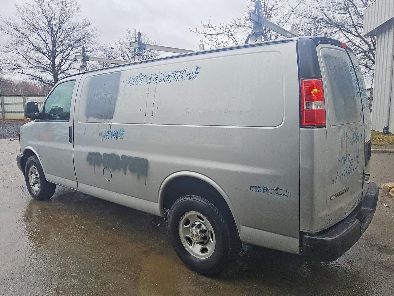 2017 Chevrolet Express G2500