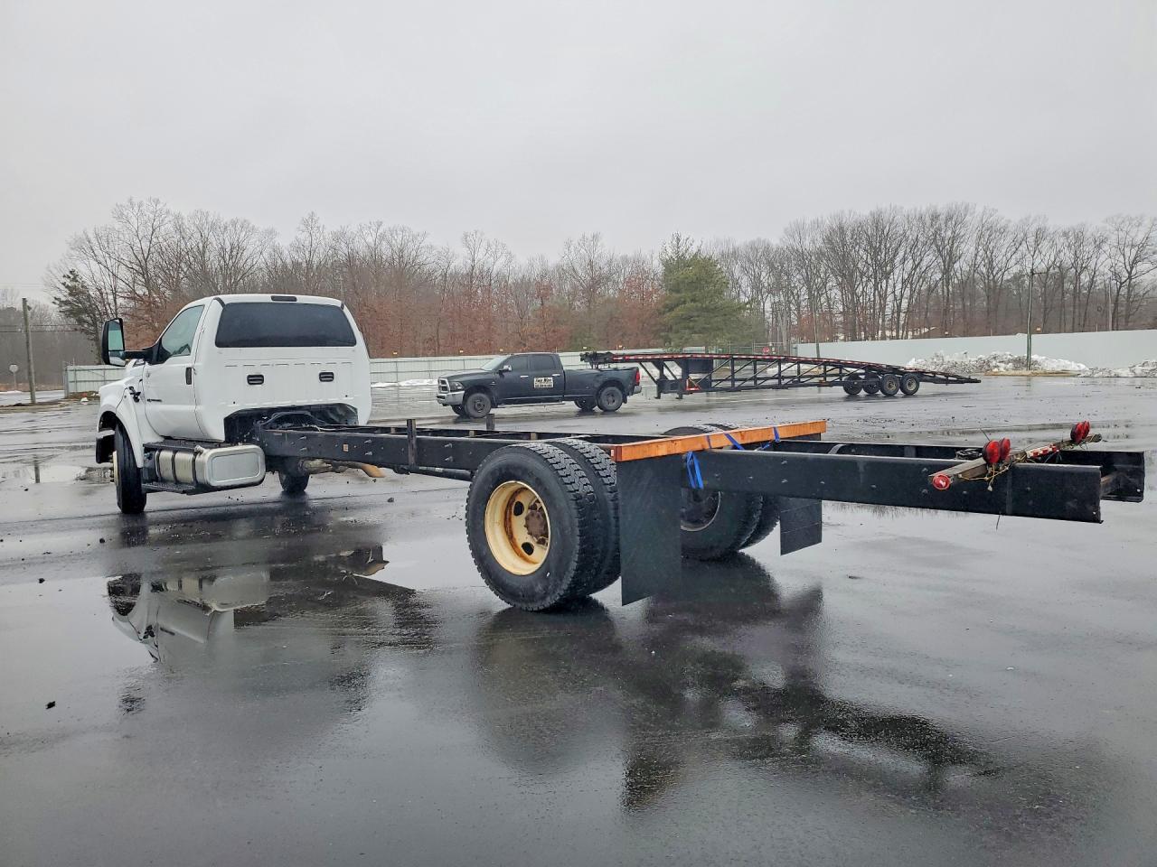 2018 Ford F650 Super Duty Truck Cab AND Chassis