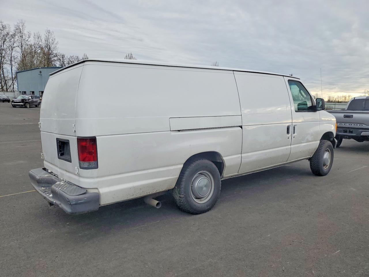 2005 Ford Econoline E350 Super Duty Van