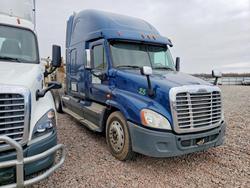 Salvage trucks for sale at Avon, MN auction: 2015 Freigliner 2015 Freightliner Cascadia Semi Truck