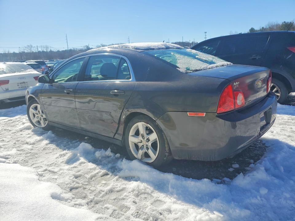 2011 Chev Malibu ls