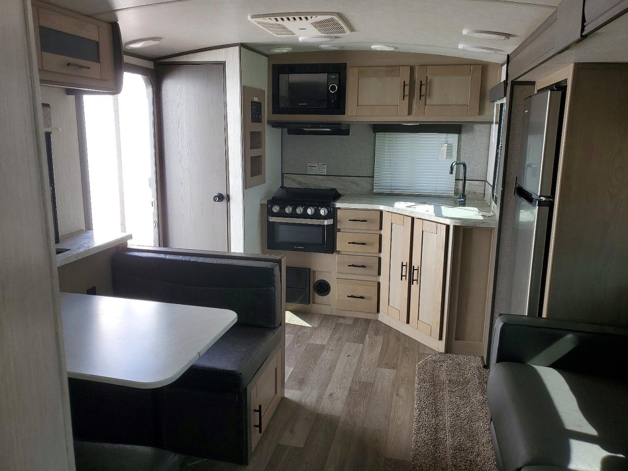 2020 Heartland Sundance-Slide-IN Camper