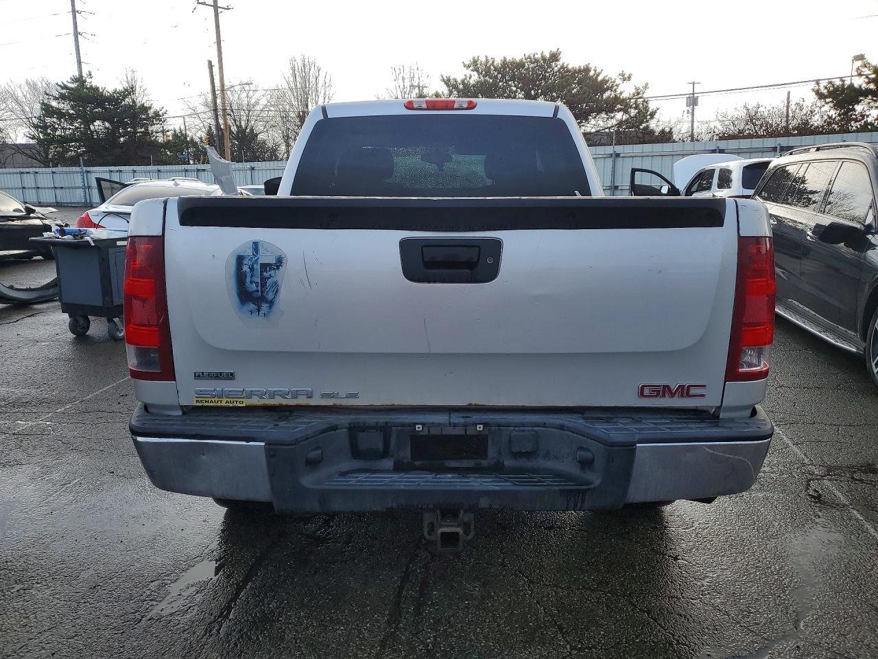 2011 GMC Sierra C1500 SLE