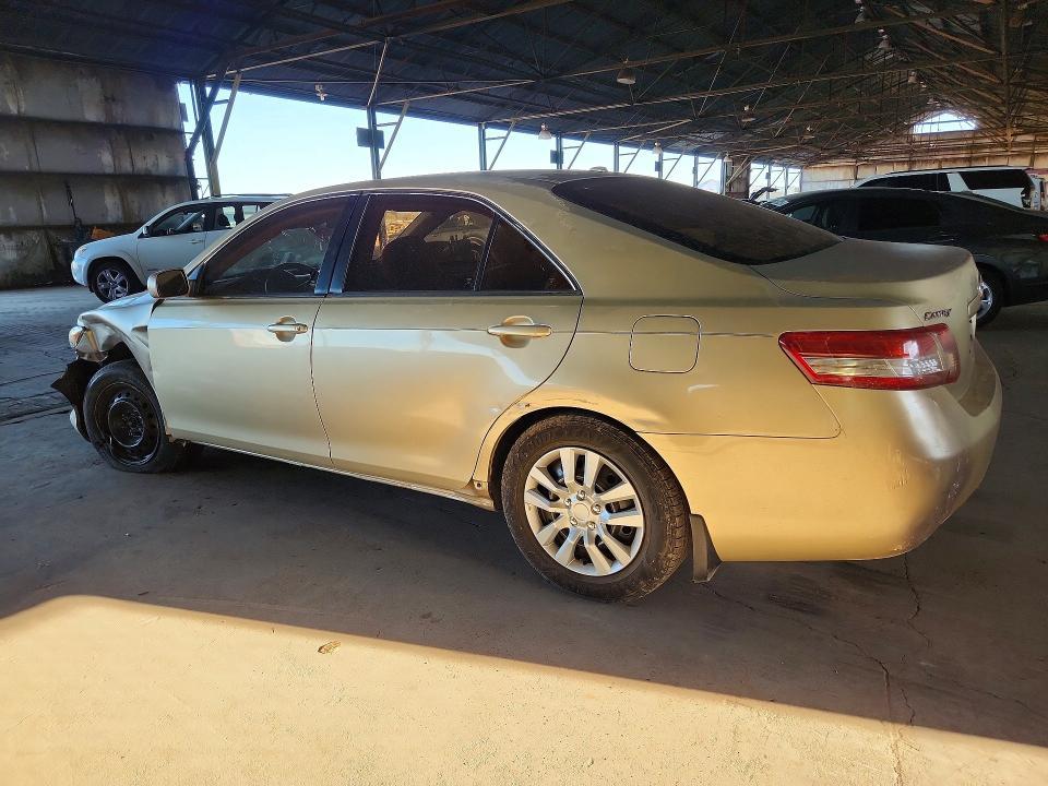 2010 Toyota Camry le