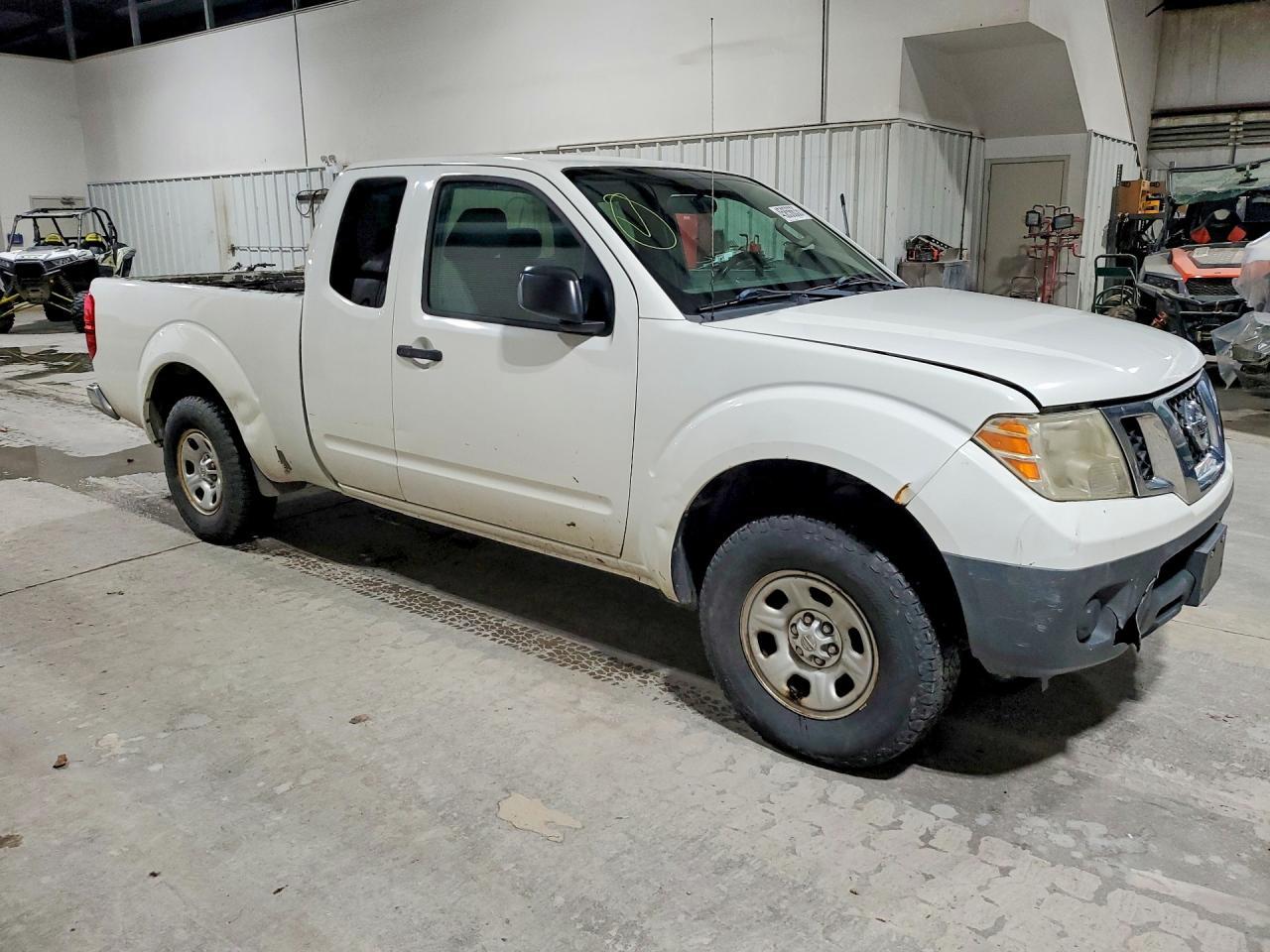2013 Nissan Frontier S