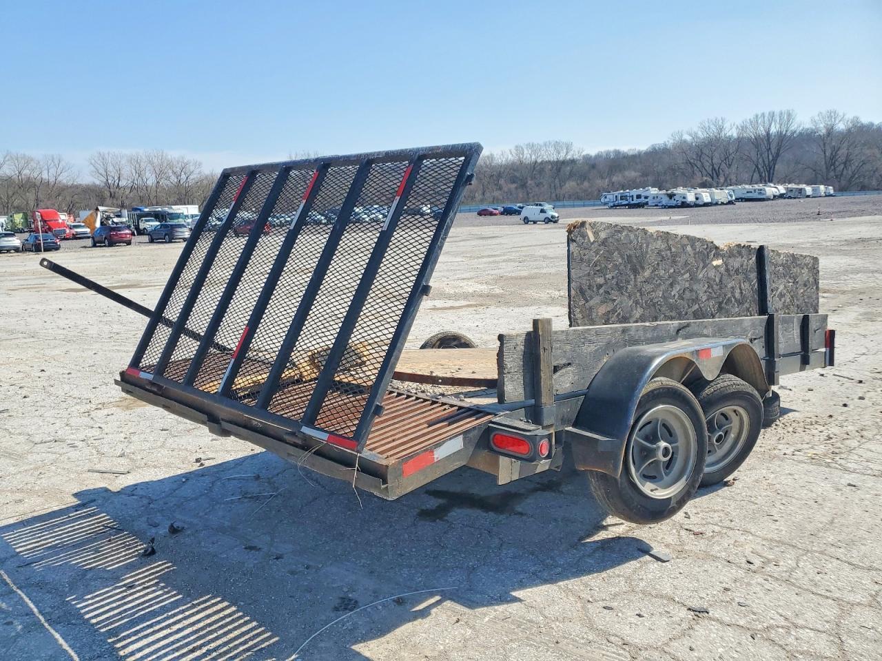 2000 Pj Trailer 2000 PJ Utility Trailer