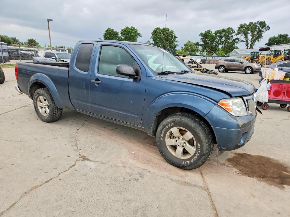 2013 Nissan Frontier SV V6
