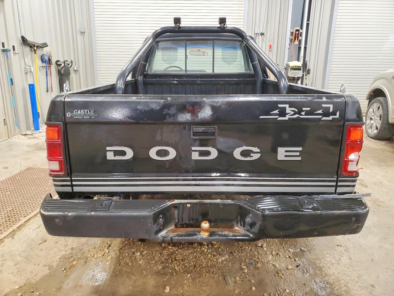 1988 Dodge Dakota Sport