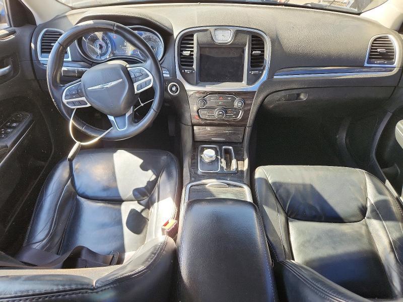 2017 Chrysler 300 Limited