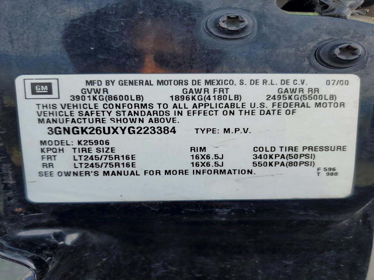 2000 Chevrolet Suburban K2500