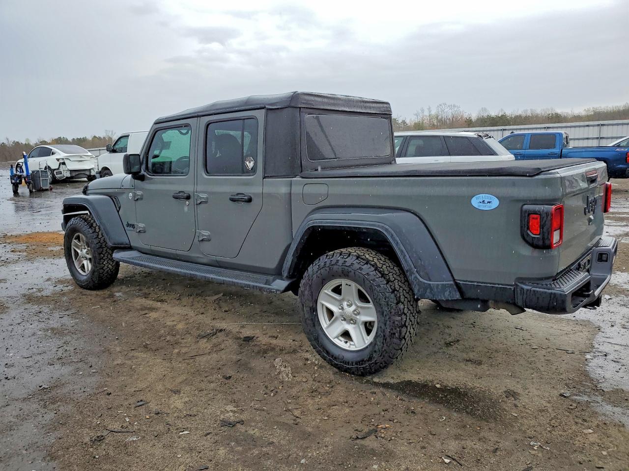 2020 Jeep Gladiator Sport