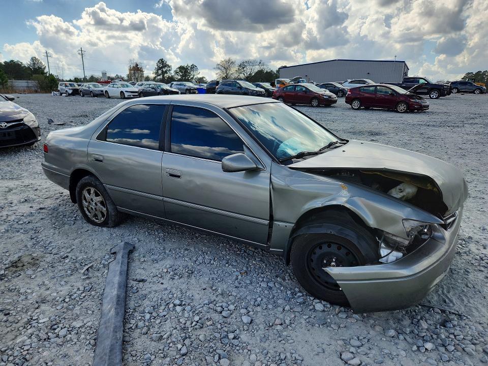 1999 Toyota Camry le V6