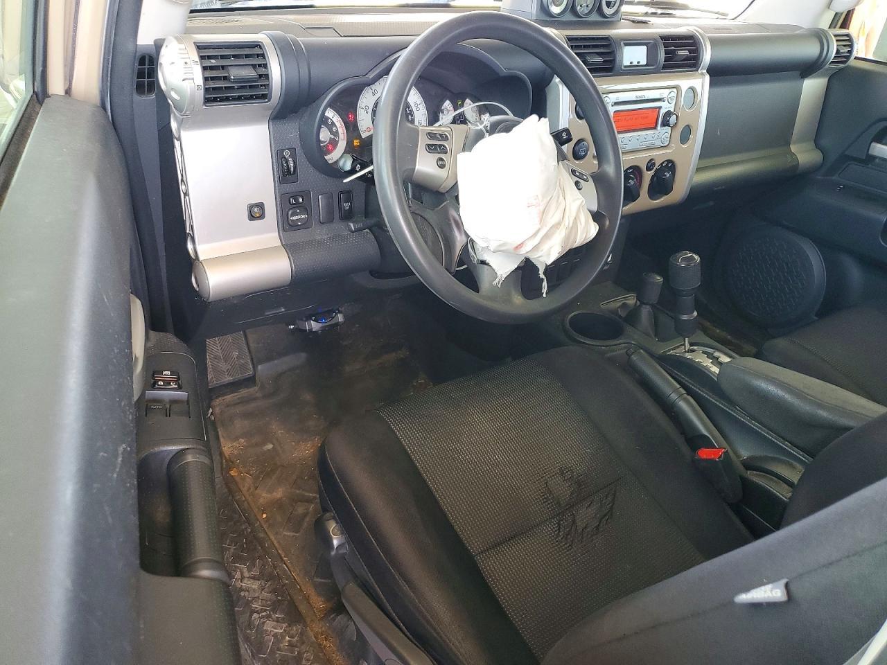 2013 Toyota Fj Cruiser Base