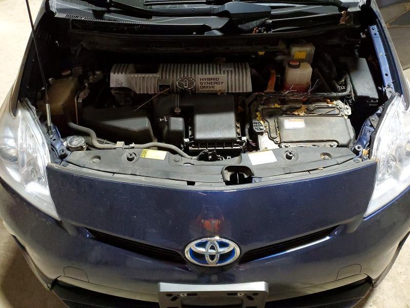2015 Toyota Prius two