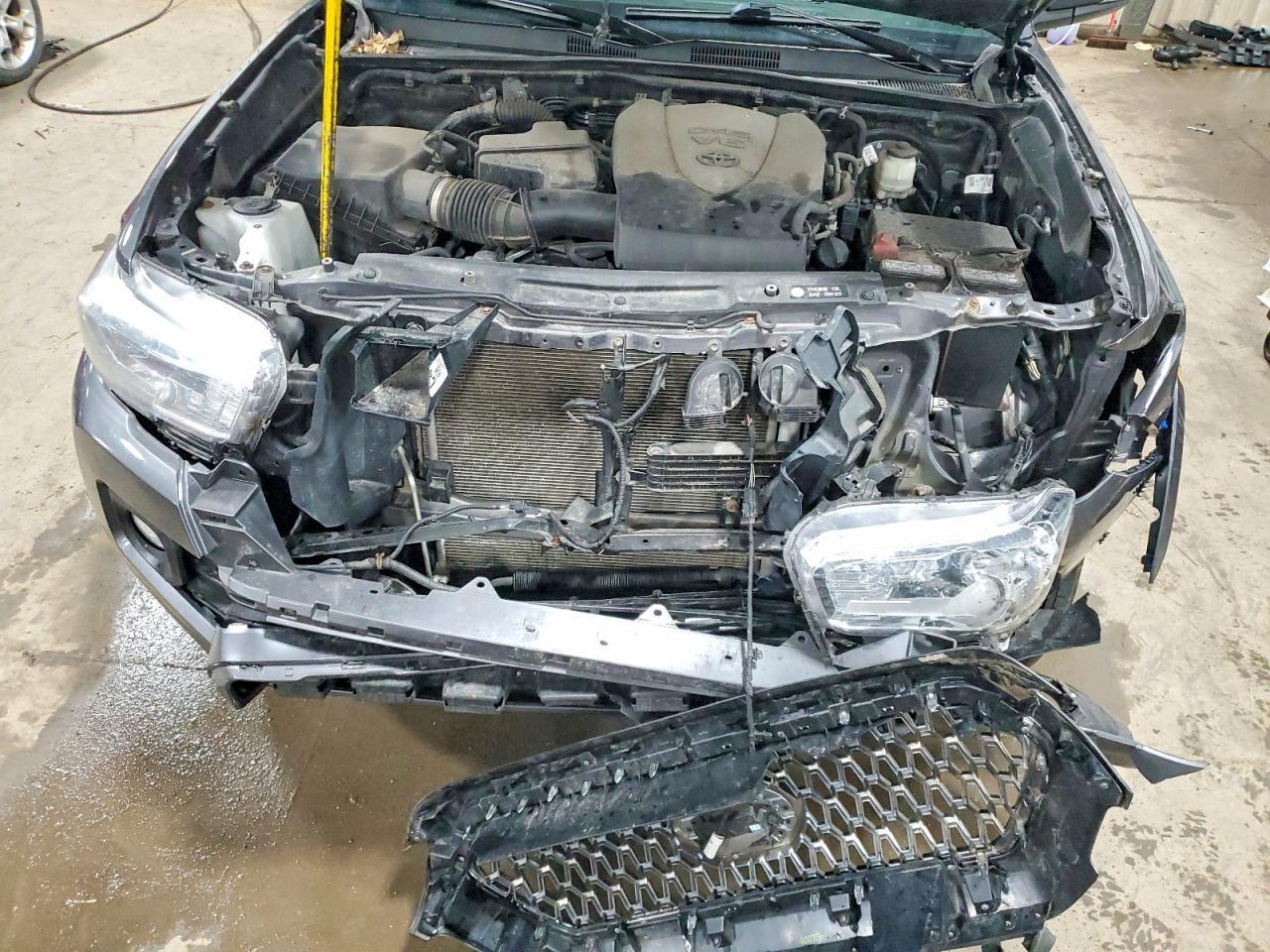 2018 Toyota Tacoma SR5 V6