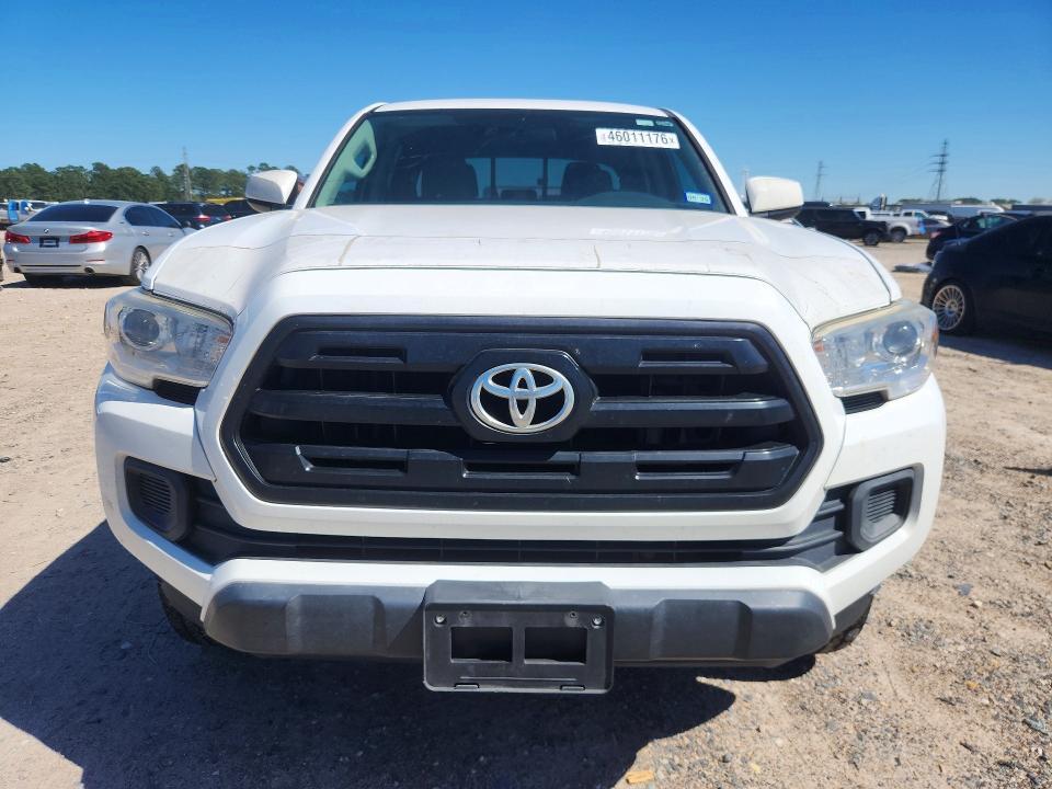 2017 Toyota Tacoma SR