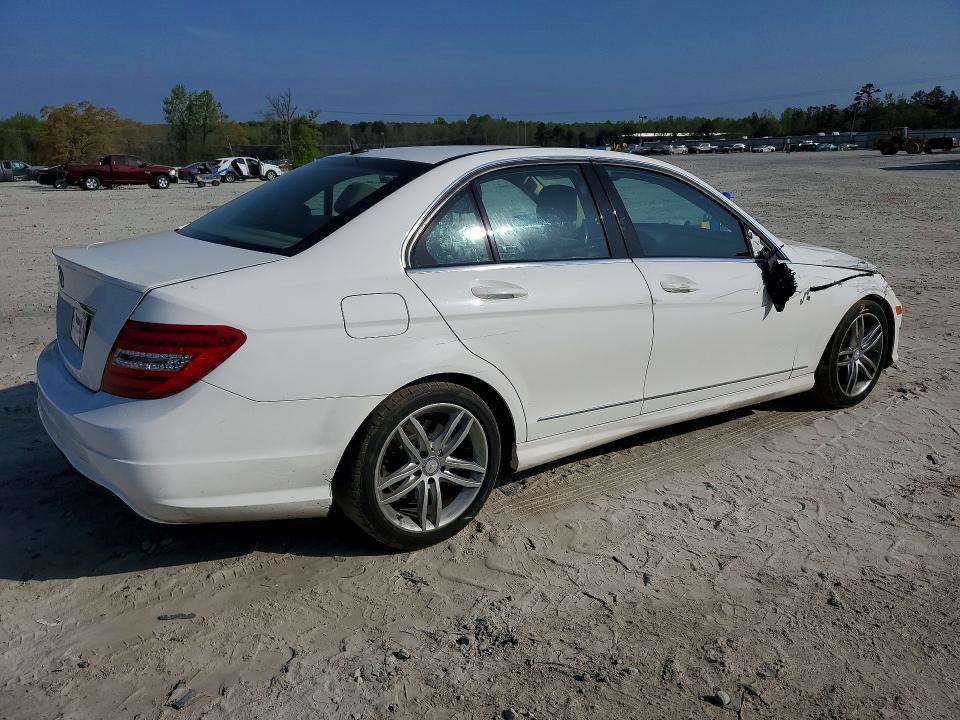 2014 Mercedes-Benz 22R 250