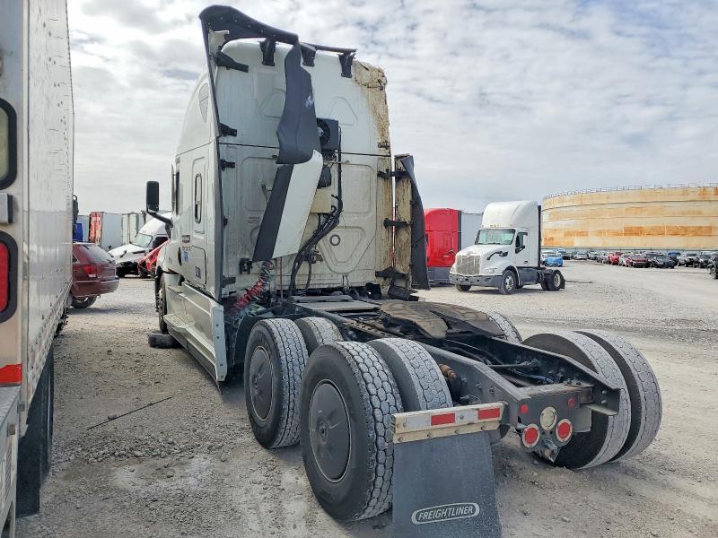 2022 Freigliner 2022 Freightliner Cascadia 126 Semi Truck