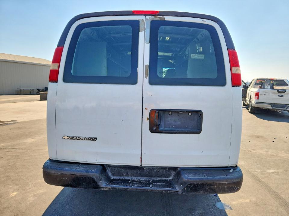 2008 Chevrolet Express 2500 Utility / Service van