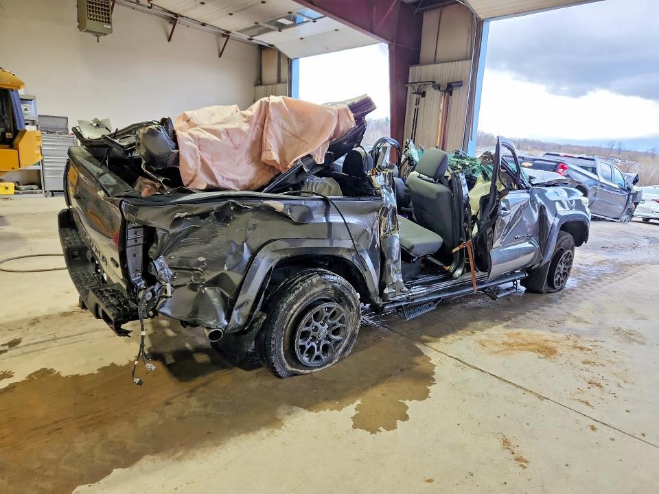 2017 Toyota Tacoma SR5 V6