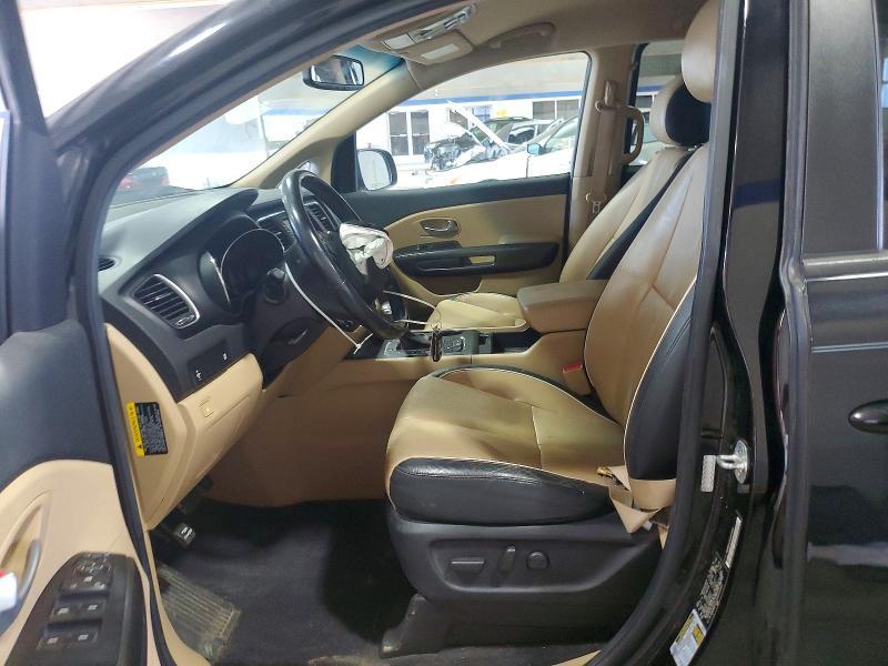 2017 KIA Sedona lx