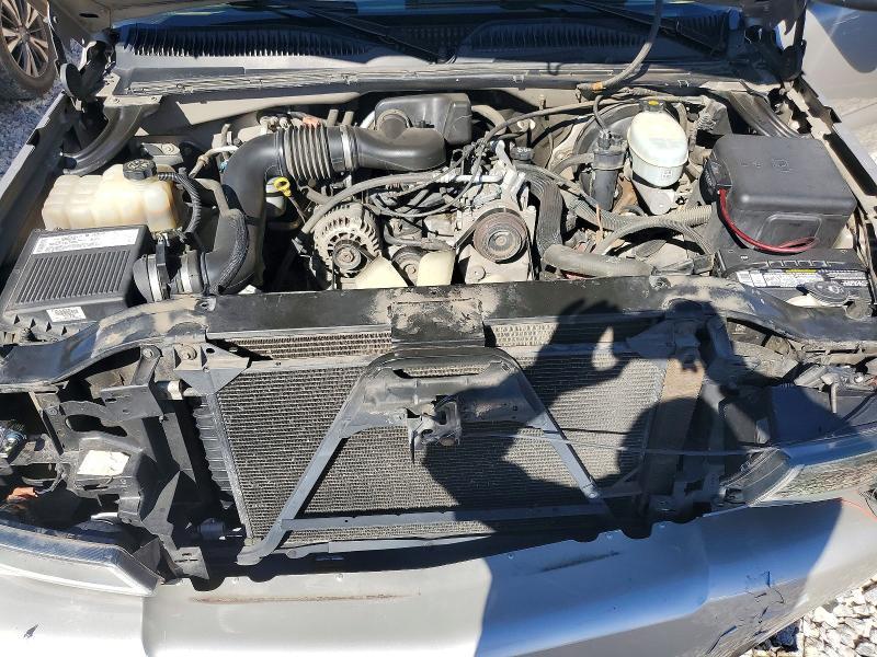2004 Chevrolet Silverado C1500