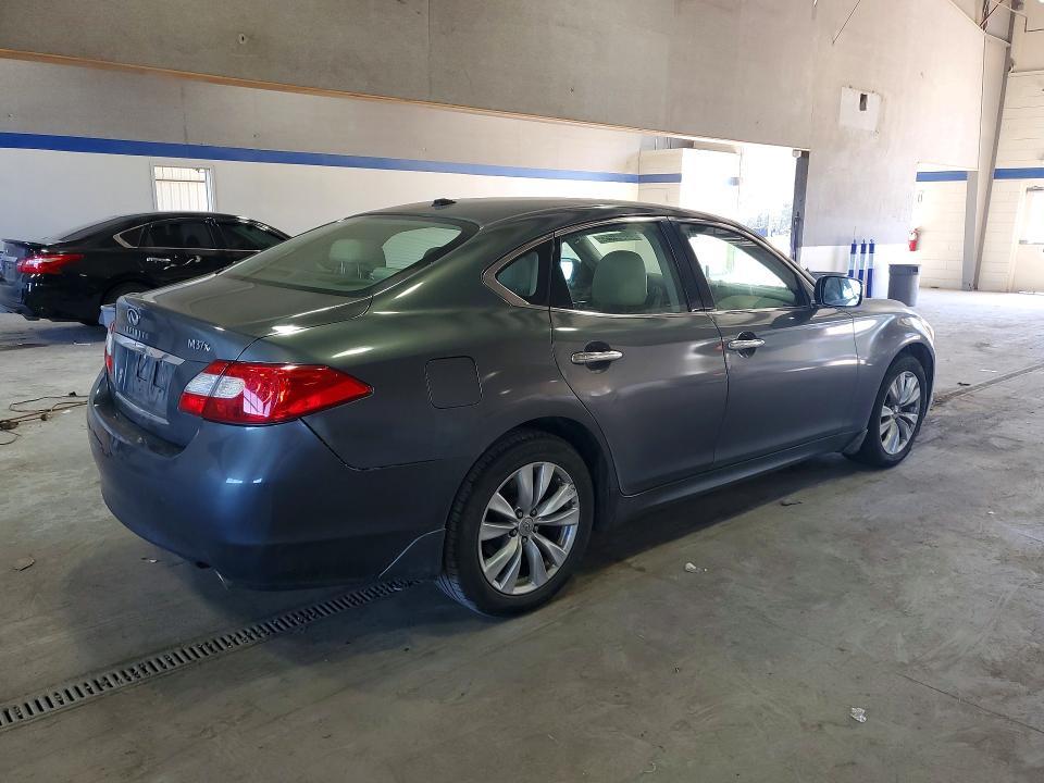 2011 Infiniti M37 x