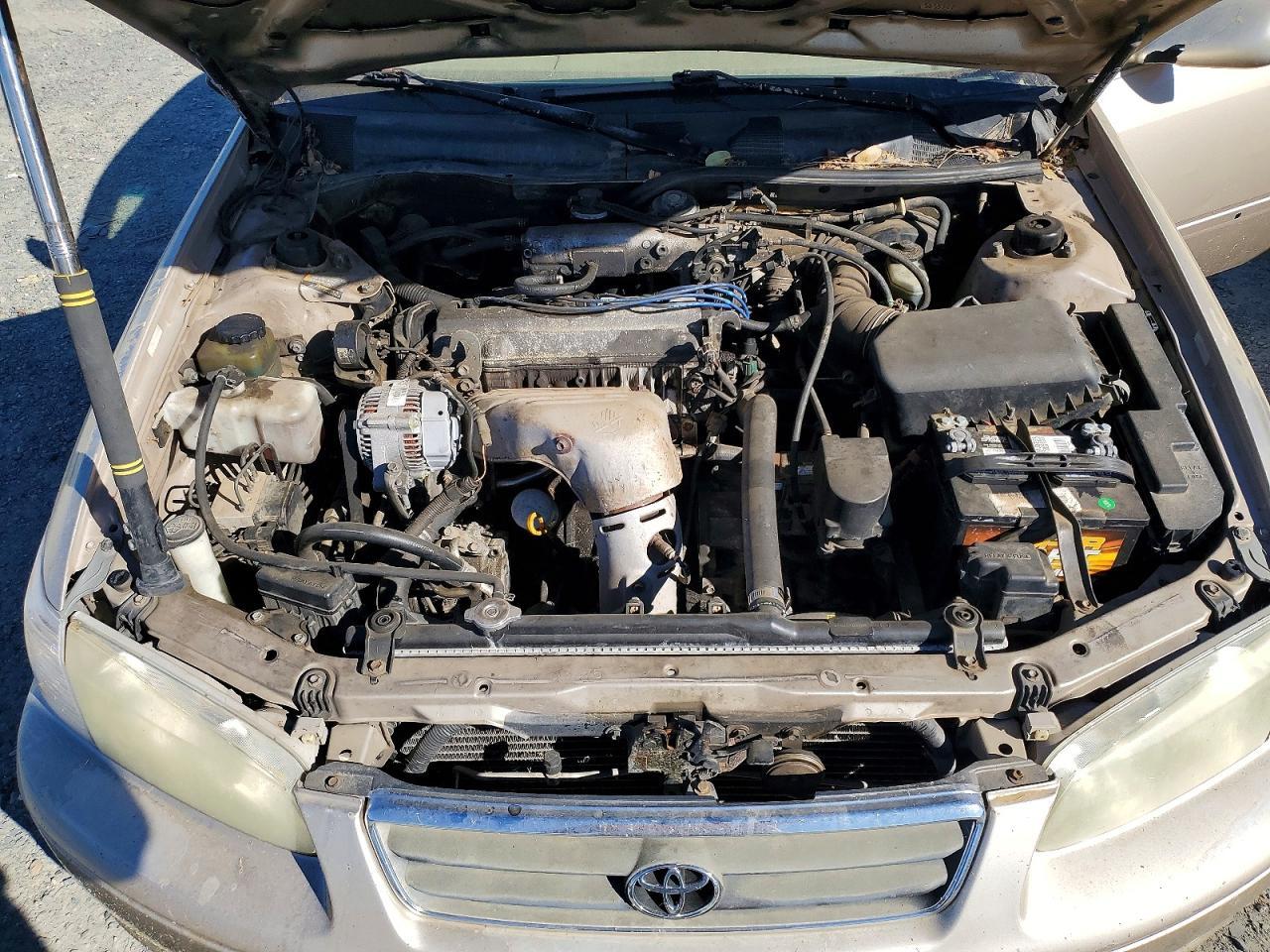 2000 Toyota Camry