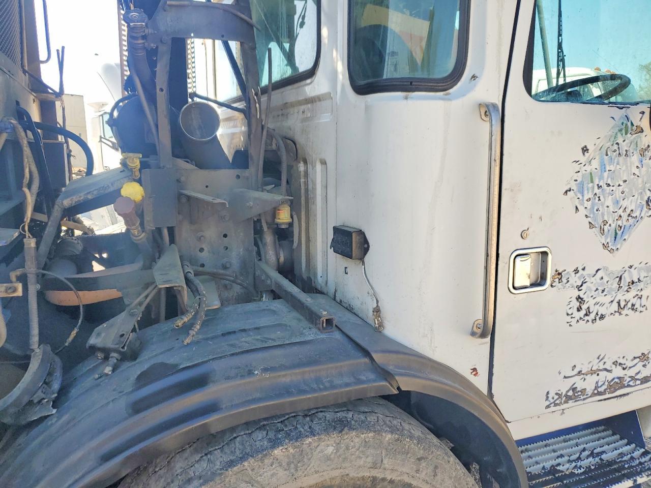 2015 Autocar Llc 2015 Autocar Xpeditor Refuse Truck