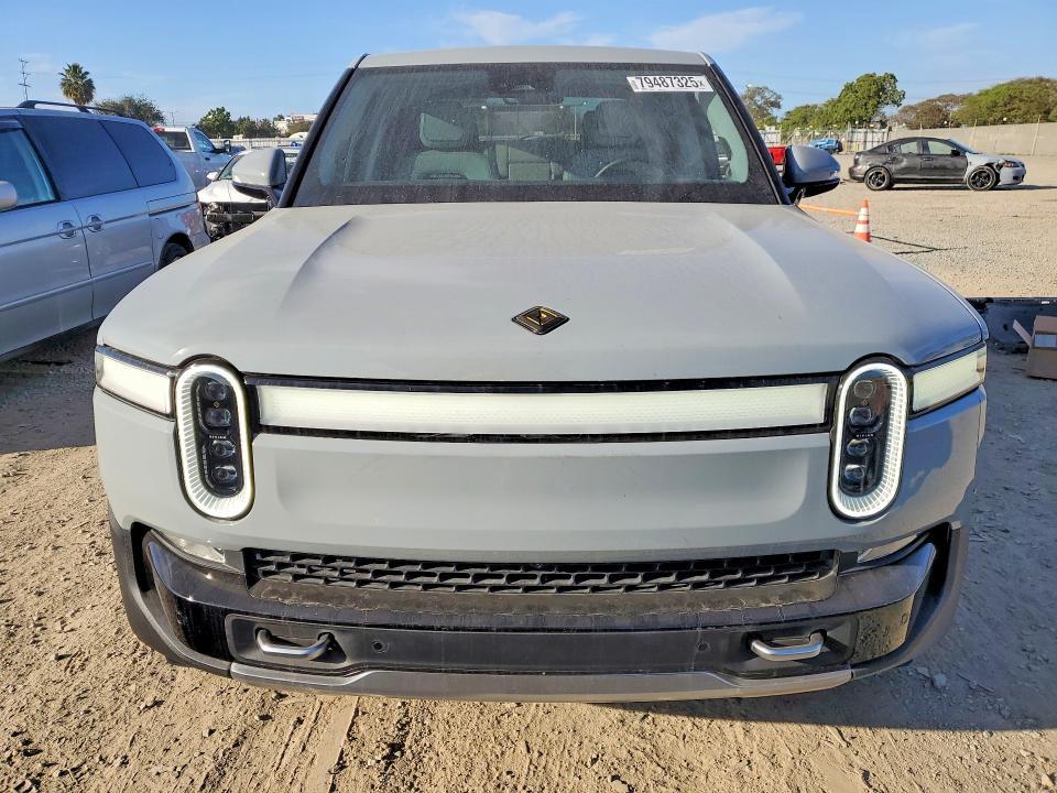 2022 Rivian R1T Adventure