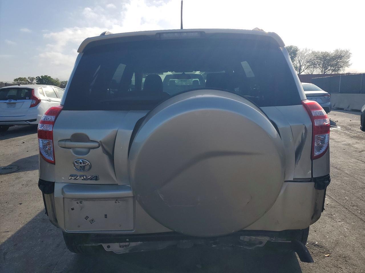 2011 Toyota Rav4 Base