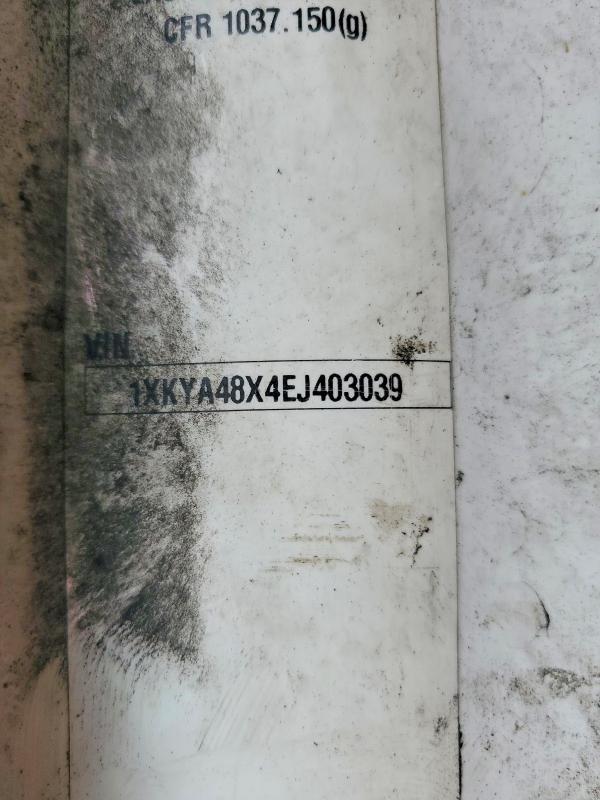 2014 Kenworth T680 Semi Truck