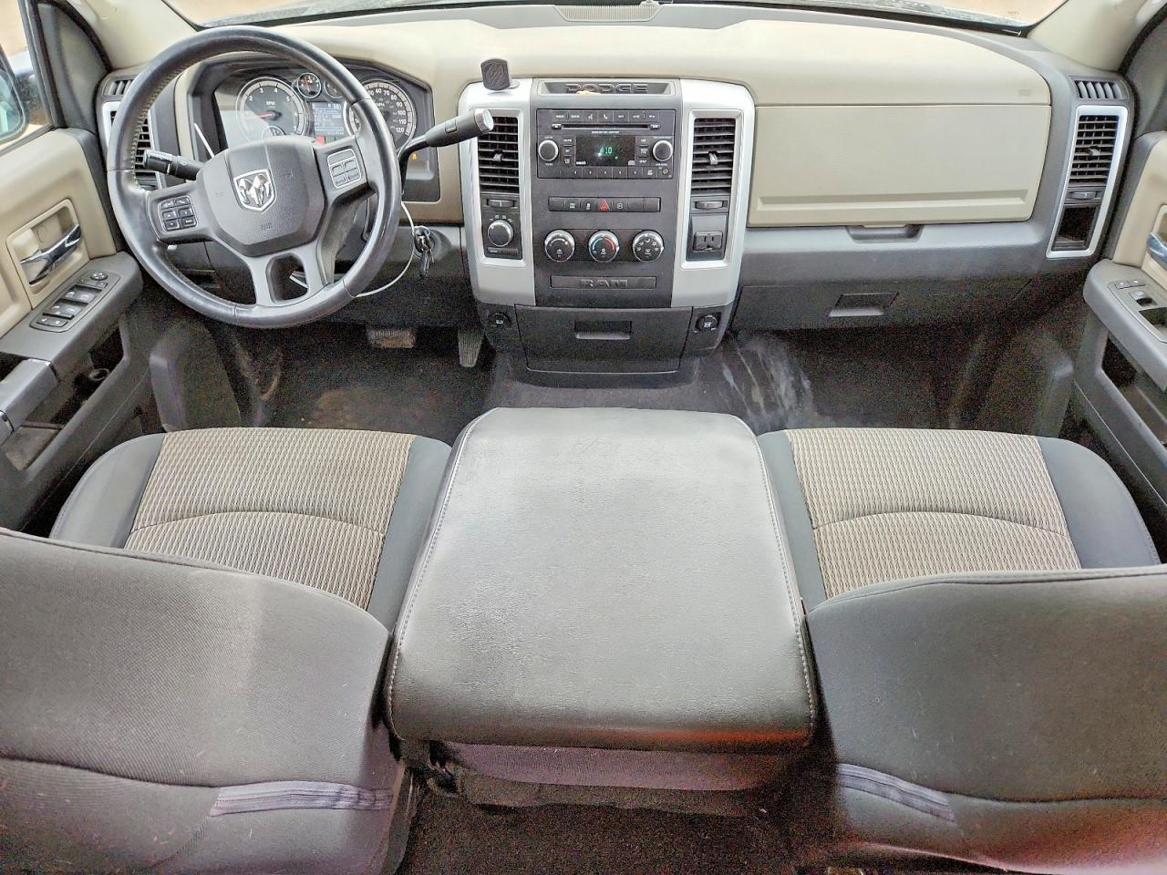 2012 Dodge RAM 1500 SLT