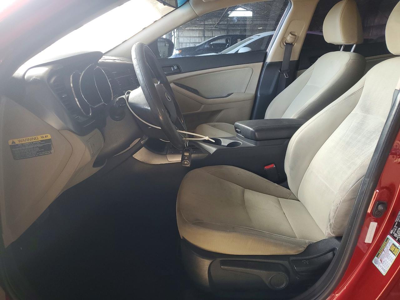 2012 KIA Optima lx