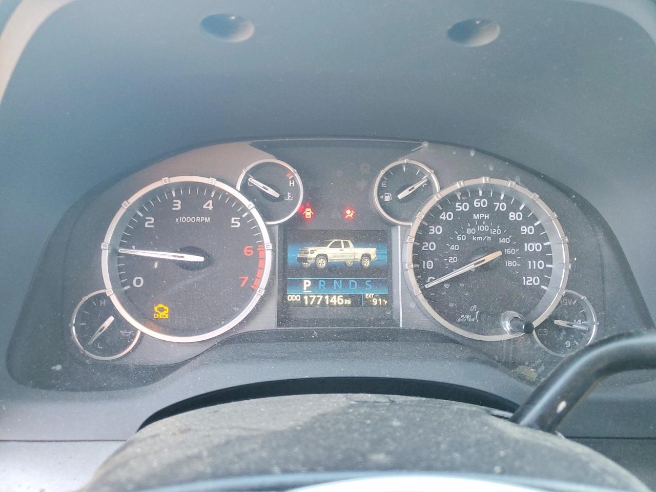 2015 Toyota Tundra SR5