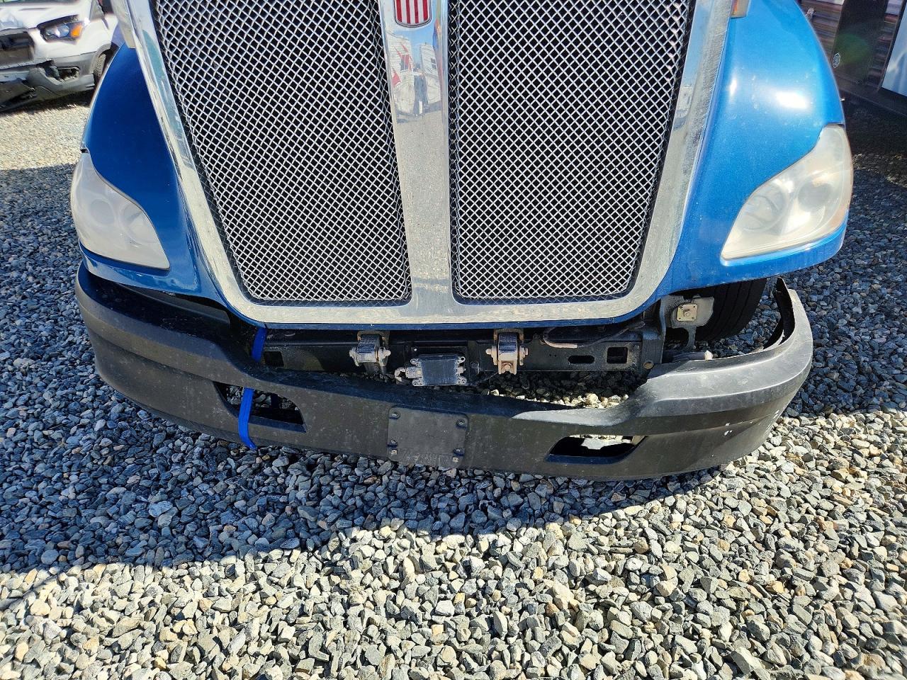 2020 Kenworth T680 Semi Truck