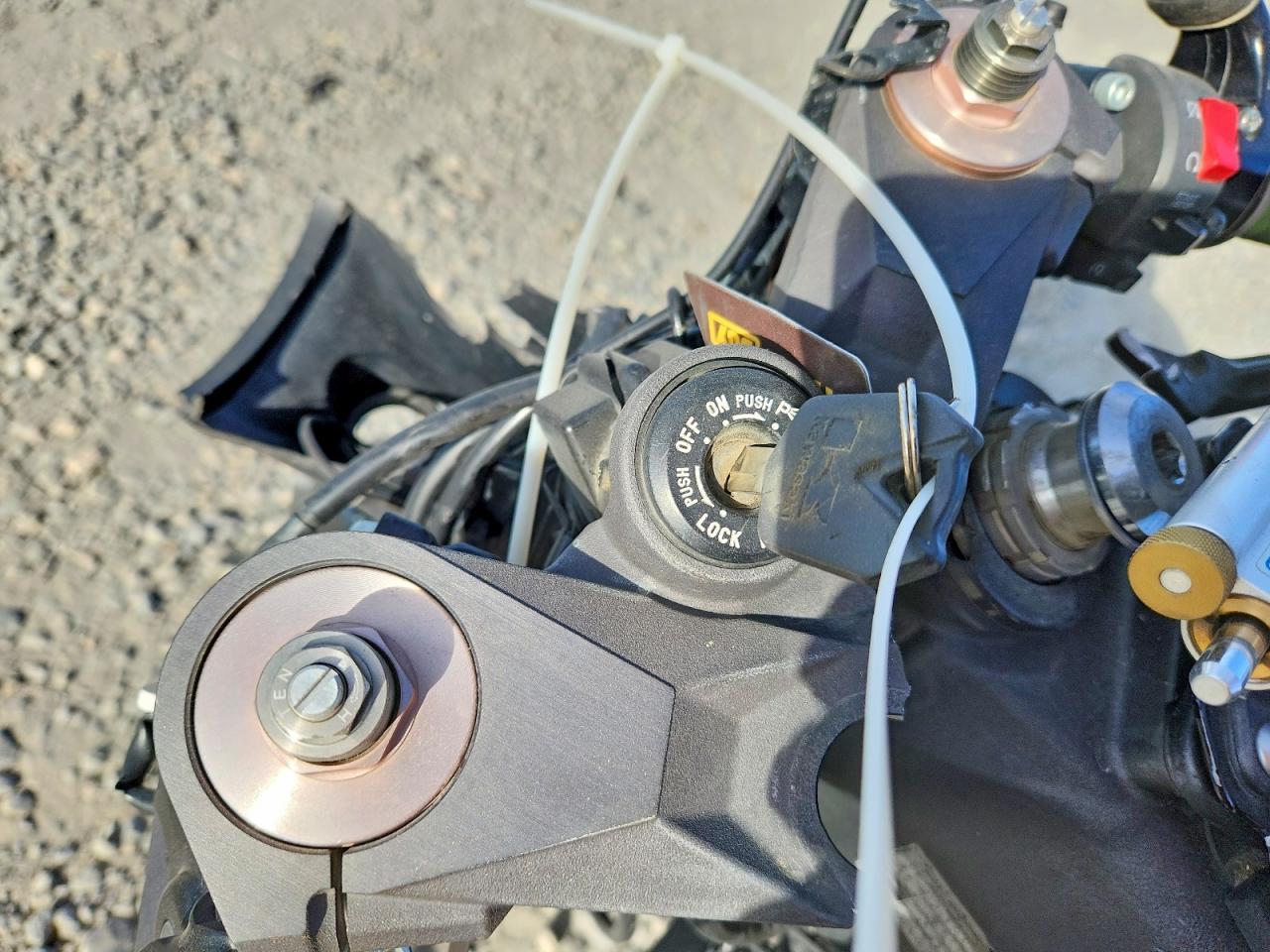 2008 Kawasaki ZX1000 E