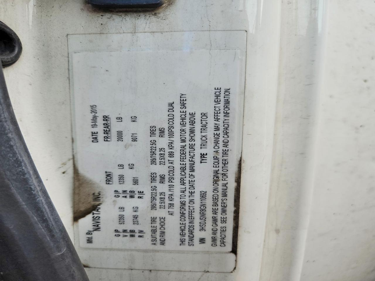 2016 International LF687 Semi Truck