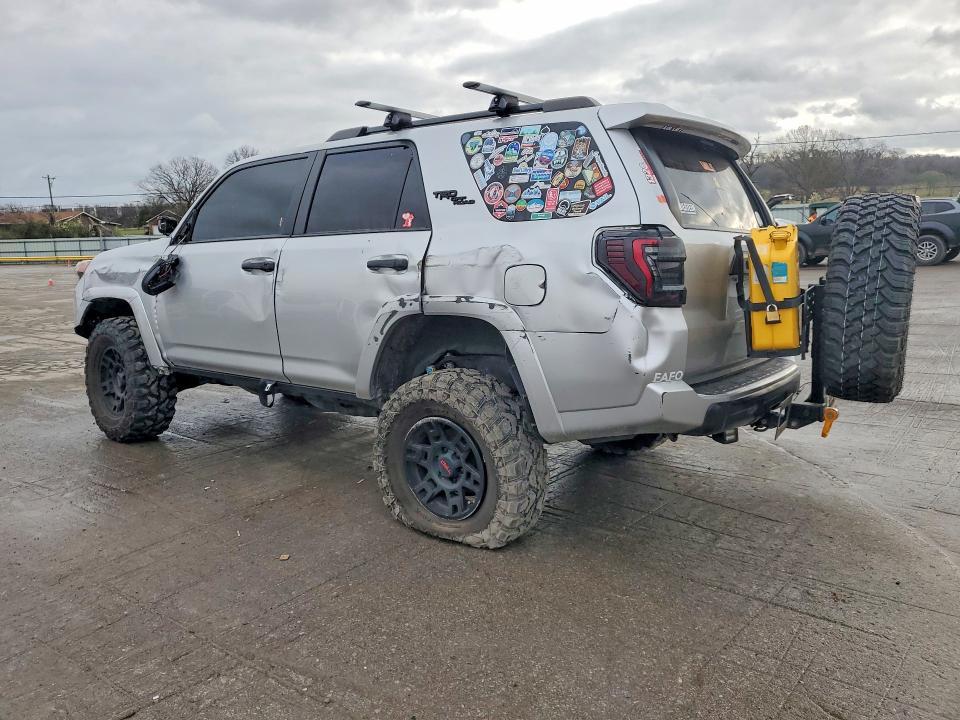 2020 Toyota 4runner trd Off-road