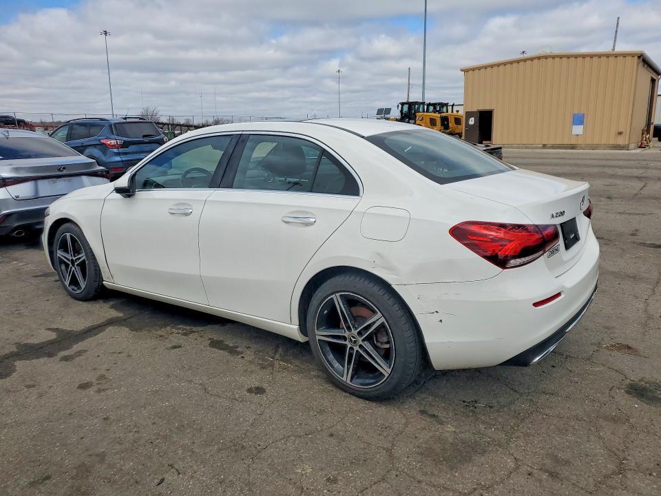 2021 Mercedes-Benz A 220 4matic