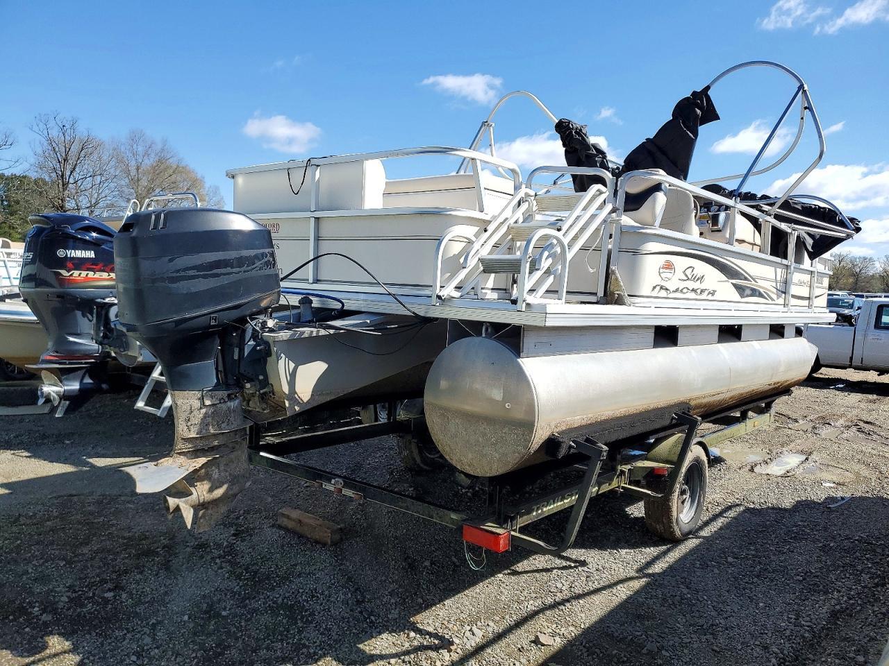 2005 Sun Tracker Boat-Boat