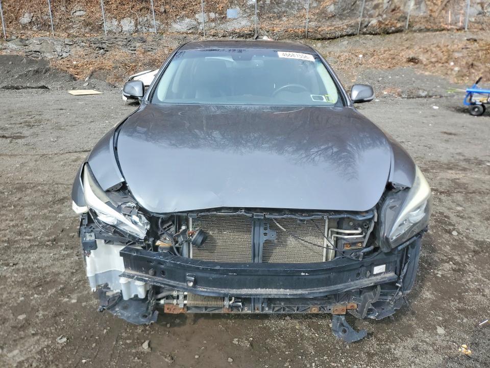 2017 Infiniti Q70 3.7