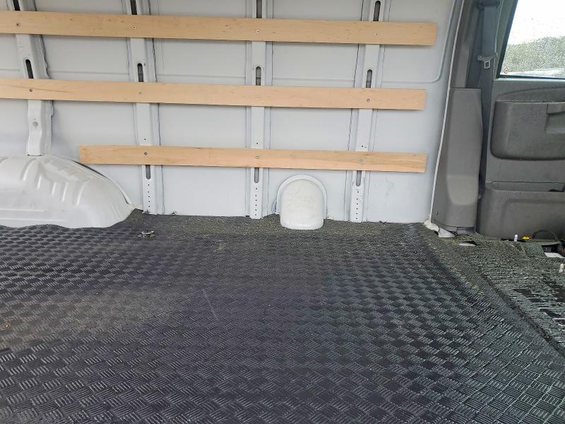 2025 Chev Express G2500