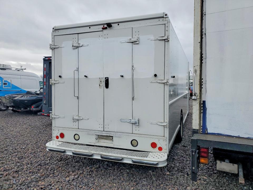 2013 Ford F59 Delivery Truck