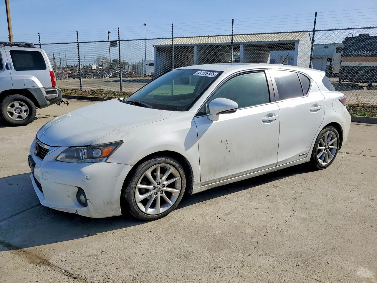 2013 Lexus Ct 200h Base