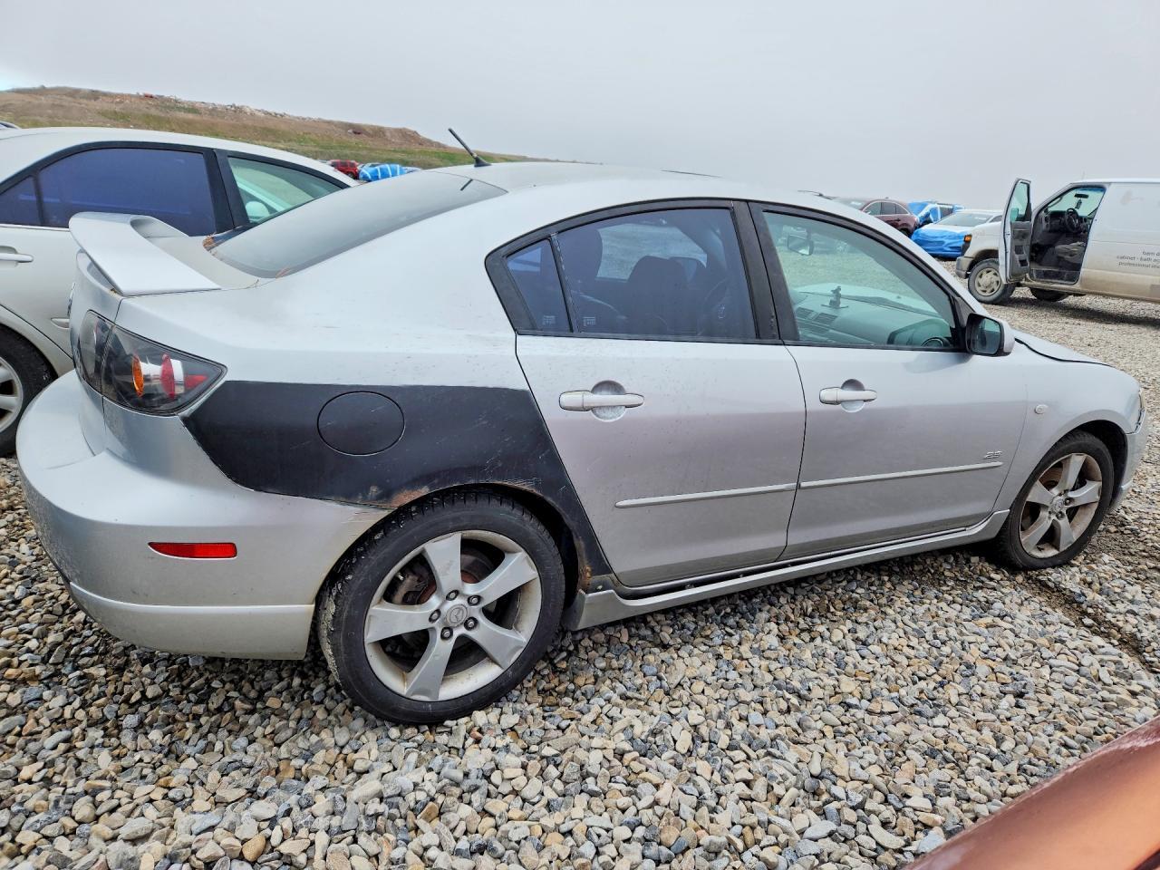 2004 Mazda 3 S